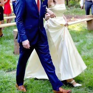 Mother of the bride buttery yellow formal